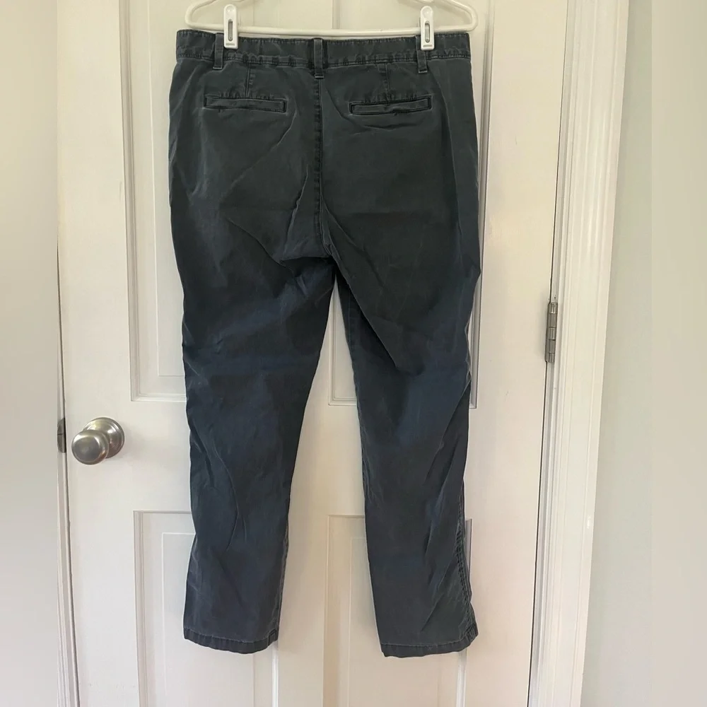 GAP Girlfriend Chino Dark Gray pants Size 10 - Picture 2 of 5